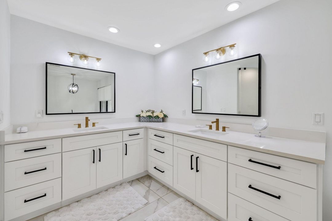 Active With Contract: $2,695,000 (4 beds, 3 baths, 3906 Square Feet)