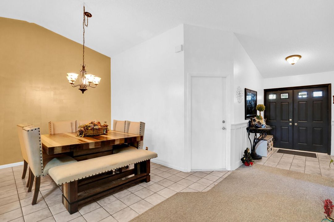 В аренду: $2,600 (3 спален, 2 ванн, 1355 Квадратных фут)