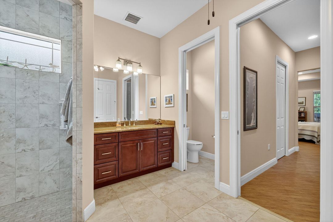 Activo con contrato: $1,650,000 (4 camas, 3 baños, 3513 Pies cuadrados)