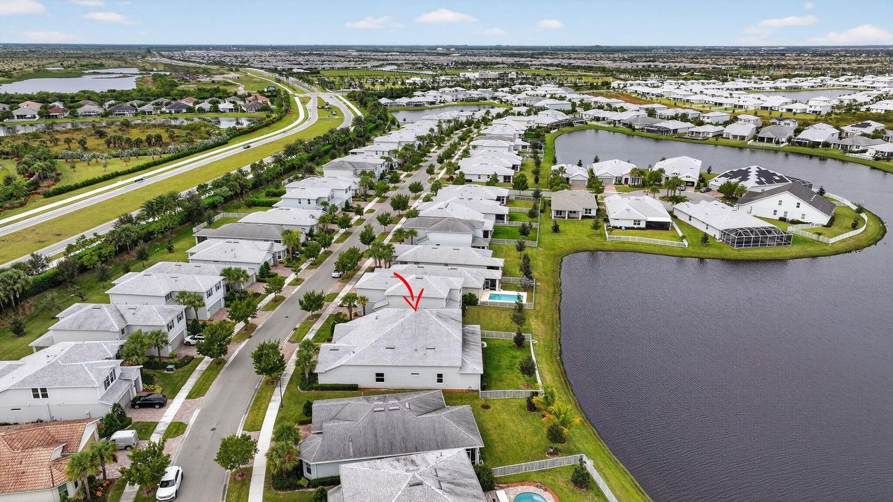 待售: $779,000 (5 贝兹, 4 浴室, 4211 平方英尺)