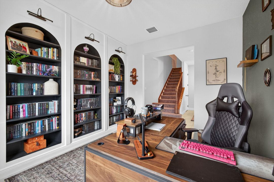 待售: $779,000 (5 贝兹, 4 浴室, 4211 平方英尺)