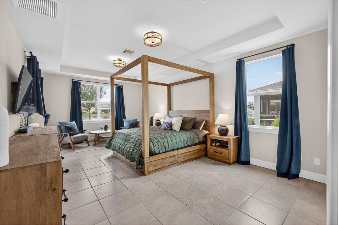 待售: $779,000 (5 贝兹, 4 浴室, 4211 平方英尺)