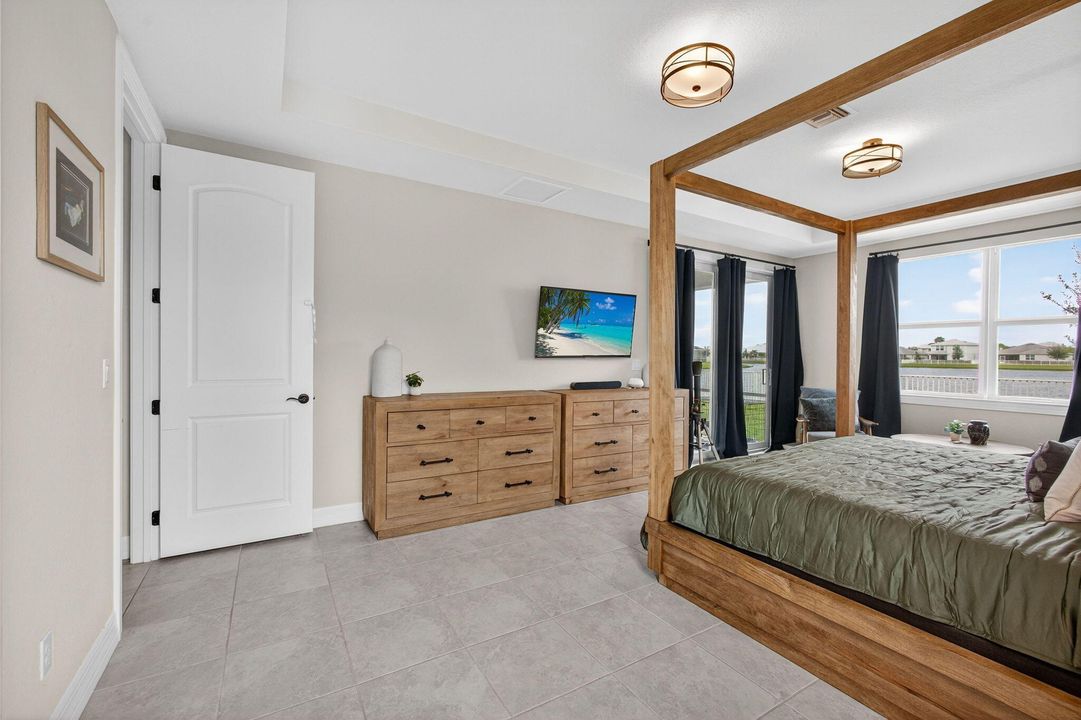 待售: $779,000 (5 贝兹, 4 浴室, 4211 平方英尺)