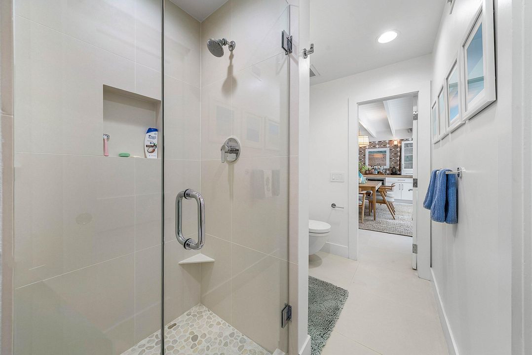 На продажу: $3,495,000 (3 спален, 3 ванн, 2345 Квадратных фут)