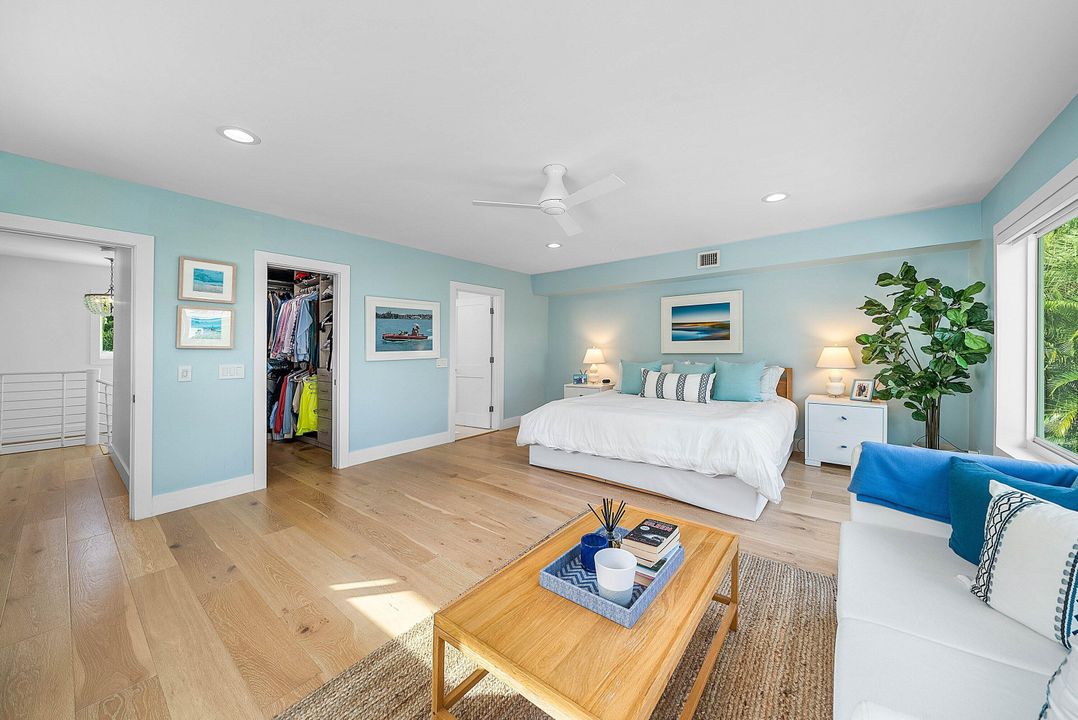 На продажу: $3,495,000 (3 спален, 3 ванн, 2345 Квадратных фут)