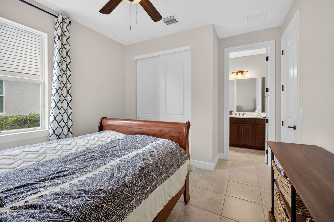 待售: $779,000 (5 贝兹, 4 浴室, 4211 平方英尺)