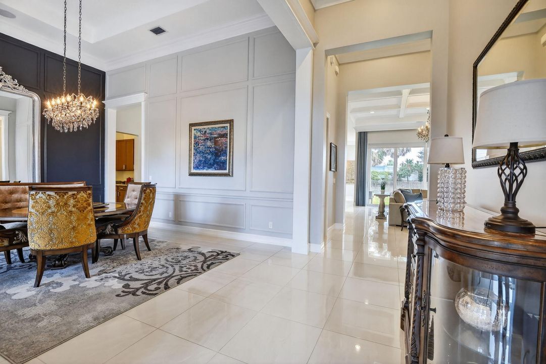 Active With Contract: $2,000,000 (4 beds, 3 baths, 4936 Square Feet)