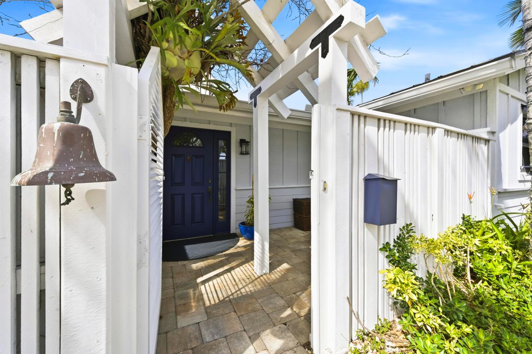 En Venta: $2,895,000 (4 camas, 4 baños, 3332 Pies cuadrados)