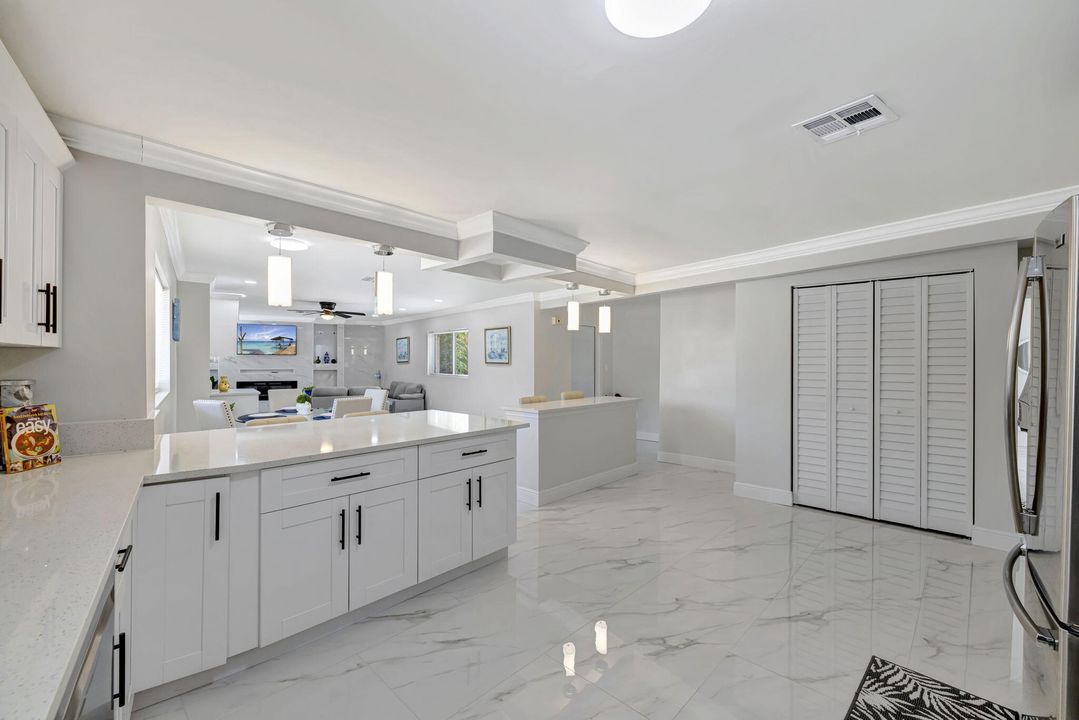 For Rent: $2,700 (2 beds, 1 baths, 1453 Square Feet)