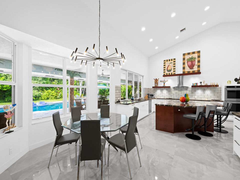 На продажу: $3,750,000 (5 спален, 3 ванн, 4563 Квадратных фут)