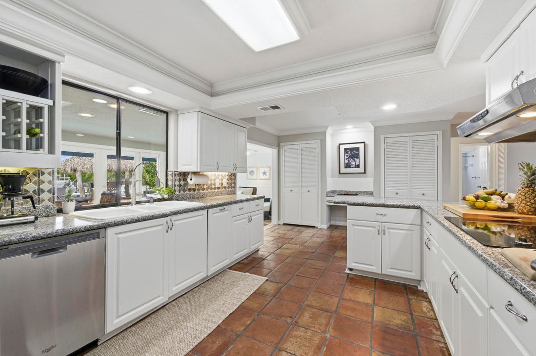 En Venta: $2,895,000 (4 camas, 4 baños, 3332 Pies cuadrados)