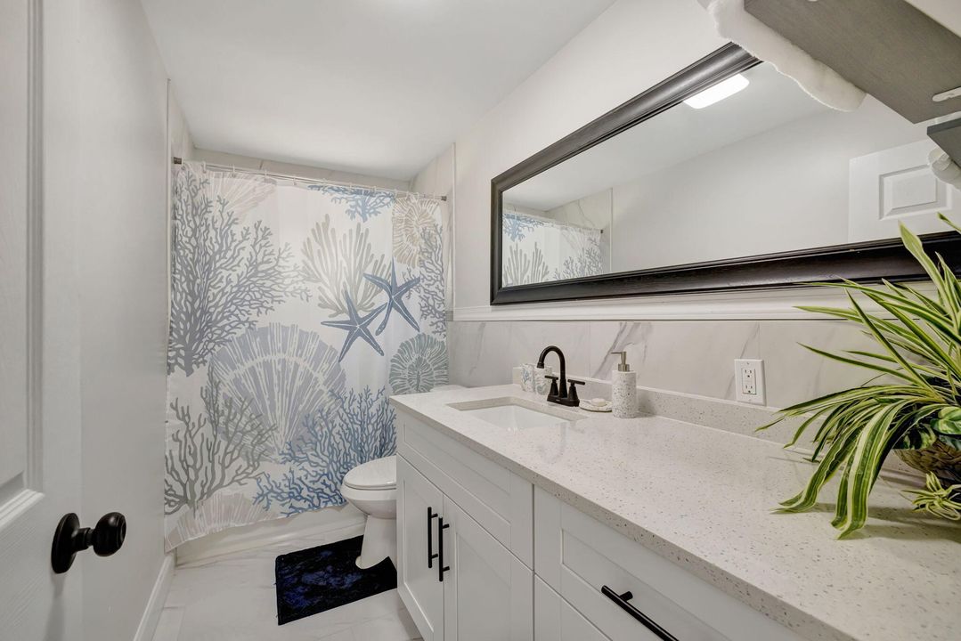 For Rent: $2,700 (2 beds, 1 baths, 1453 Square Feet)