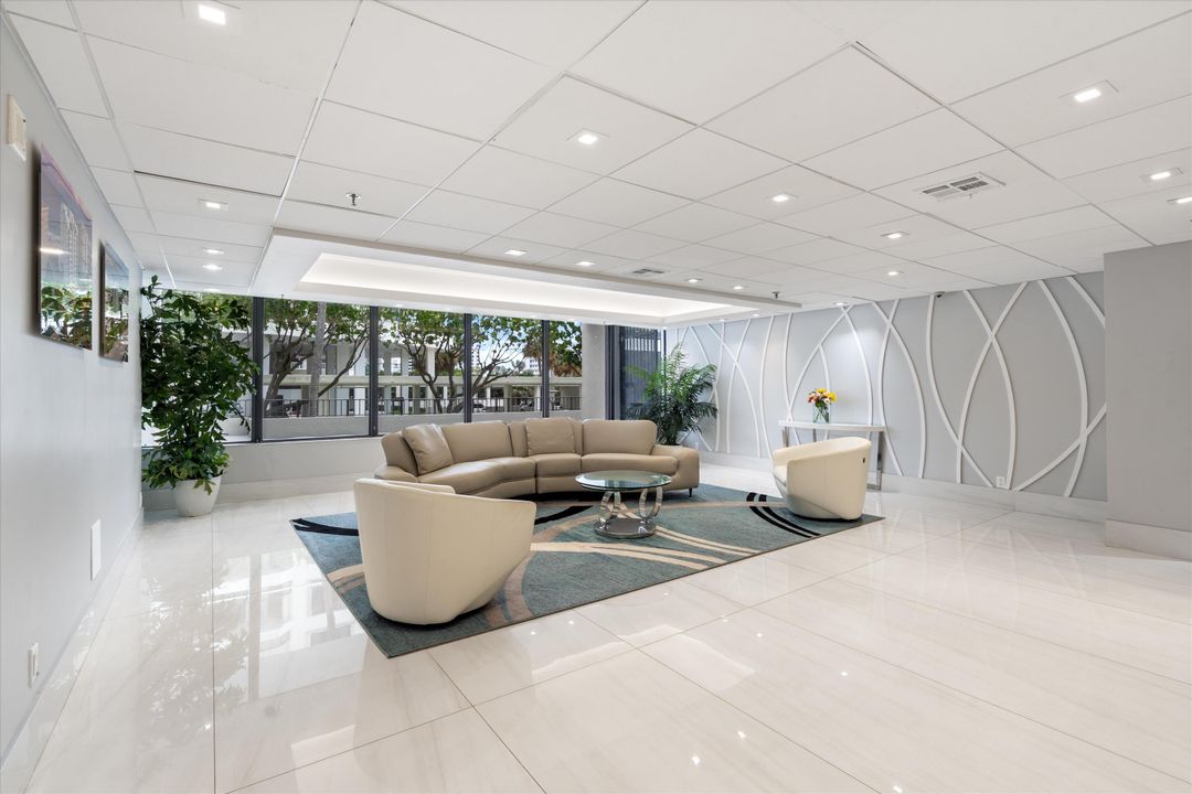 待售: $1,150,000 (3 贝兹, 2 浴室, 1852 平方英尺)