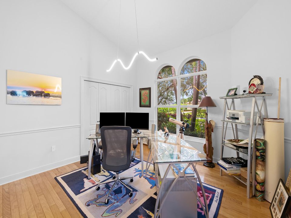 На продажу: $3,750,000 (5 спален, 3 ванн, 4563 Квадратных фут)