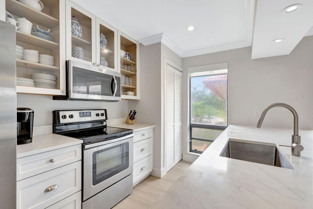 For Rent: $8,500 (2 beds, 2 baths, 1366 Square Feet)