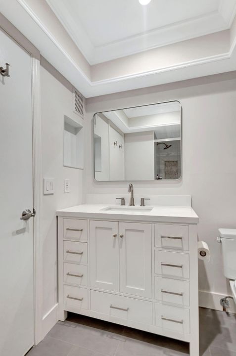 For Rent: $8,500 (2 beds, 2 baths, 1366 Square Feet)