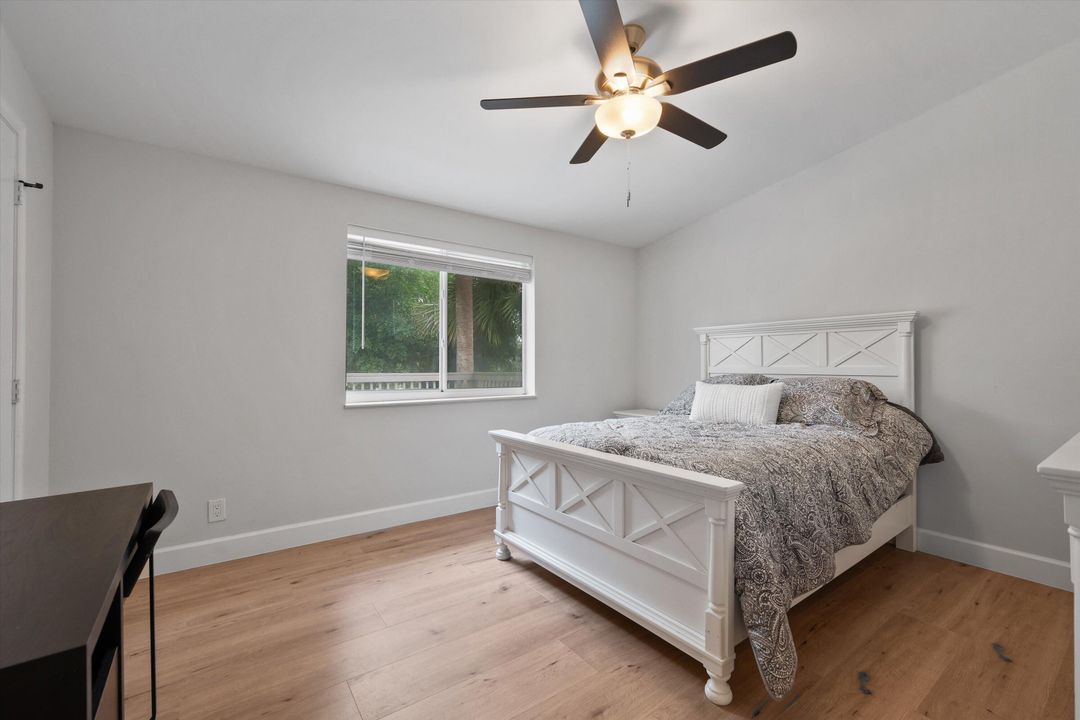 Activo con contrato: $4,950 (3 camas, 2 baños, 1200 Pies cuadrados)