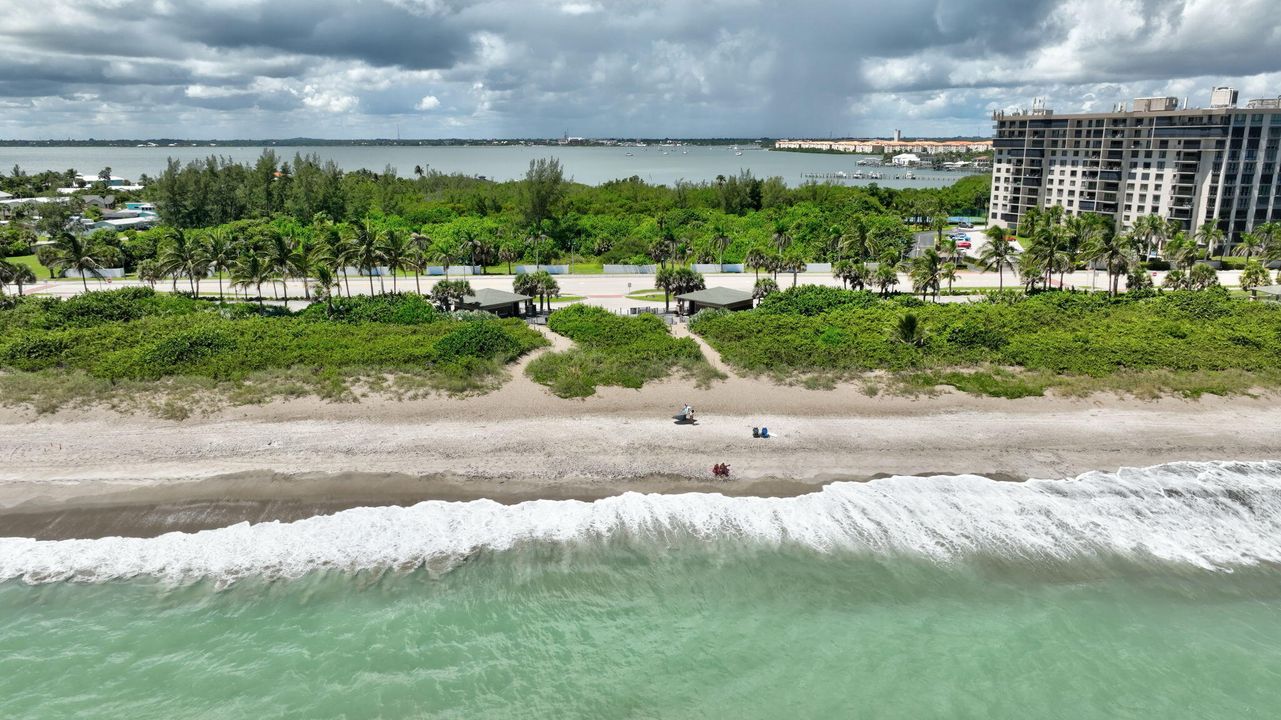 For Rent: $2,700 (2 beds, 1 baths, 1453 Square Feet)