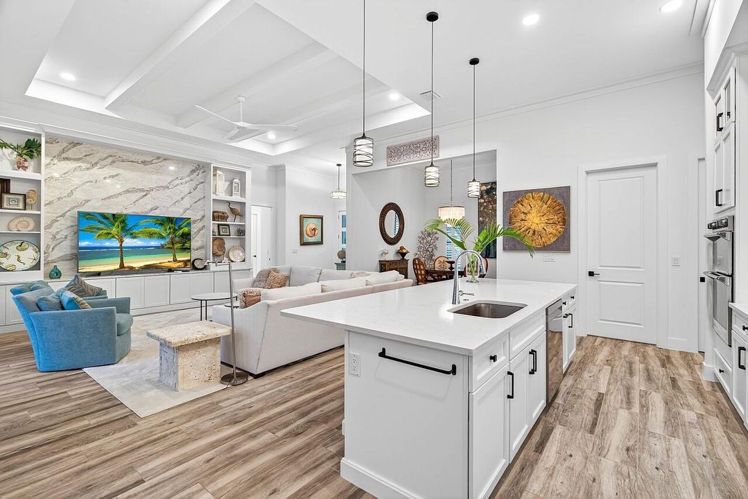 待售: $2,395,000 (3 贝兹, 3 浴室, 2438 平方英尺)