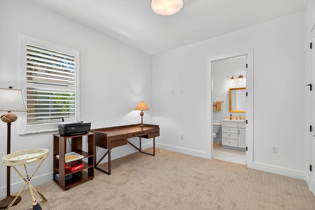 待售: $2,395,000 (3 贝兹, 3 浴室, 2438 平方英尺)