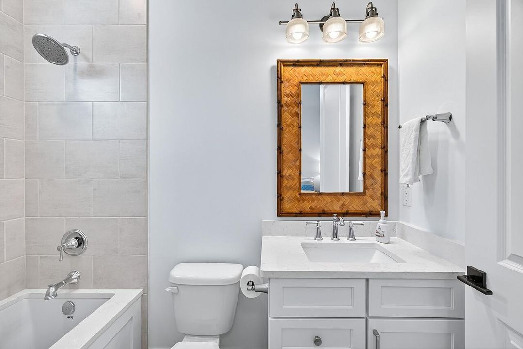 待售: $2,395,000 (3 贝兹, 3 浴室, 2438 平方英尺)