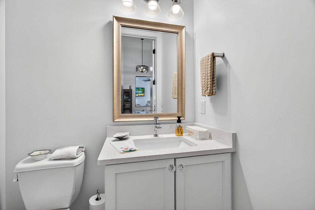 待售: $2,395,000 (3 贝兹, 3 浴室, 2438 平方英尺)