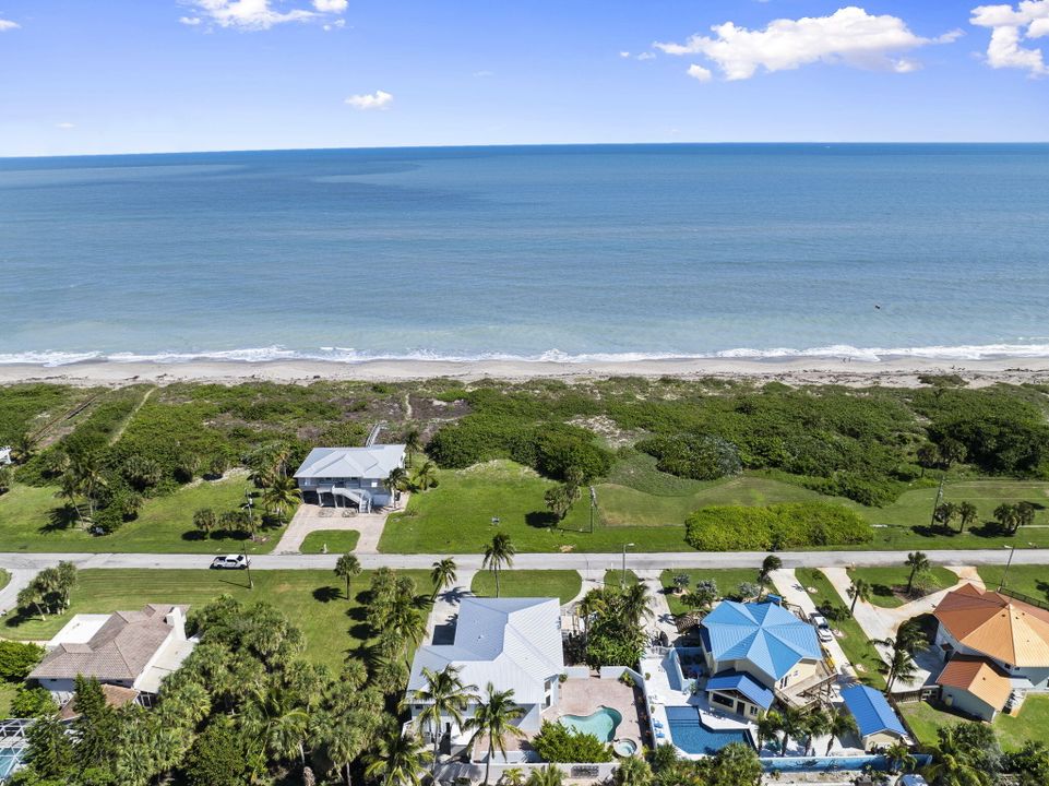 For Sale: $2,175,888 (5 beds, 5 baths, 5028 Square Feet)