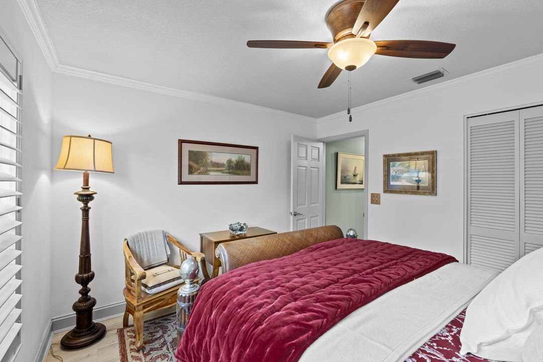 Под контрактом: $745,000 (3 спален, 2 ванн, 1944 Квадратных фут)