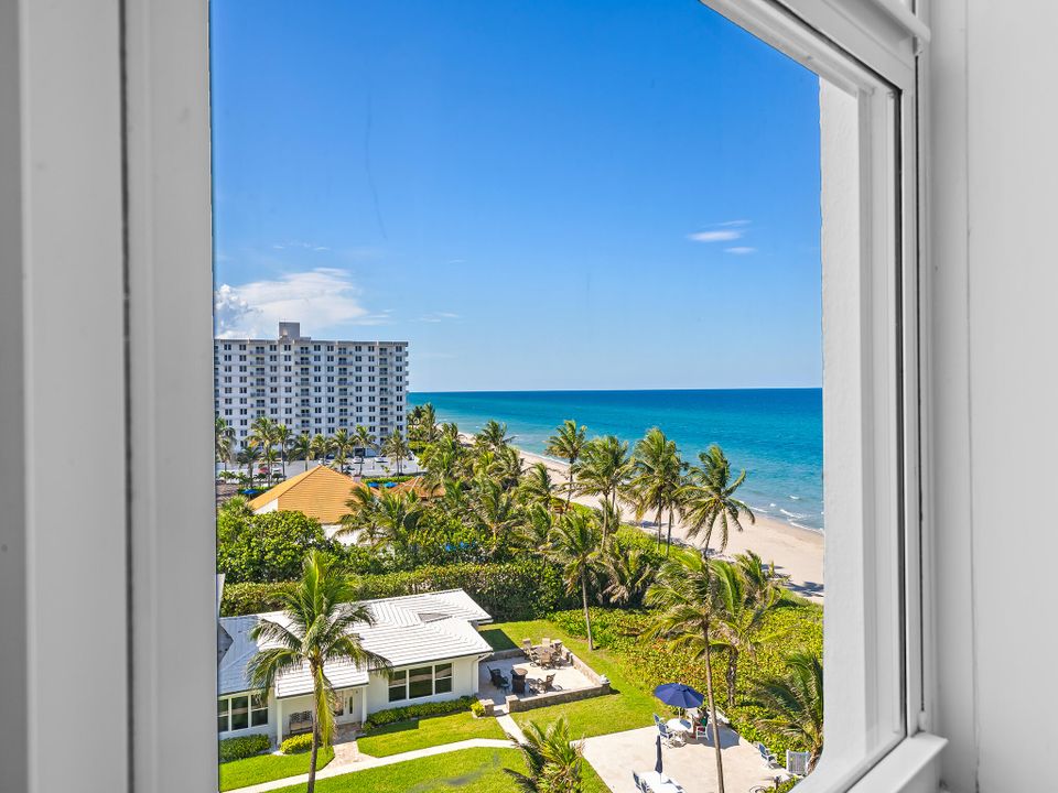 For Sale: $1,499,000 (2 beds, 2 baths, 2015 Square Feet)