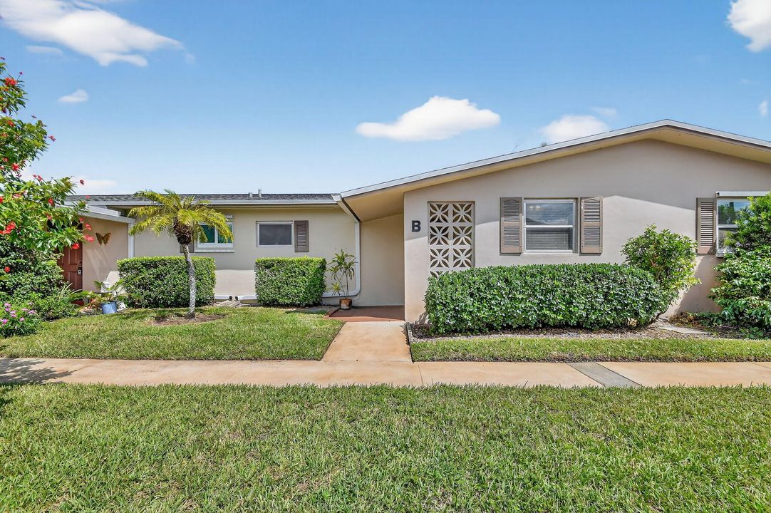 合同活跃: $1,400 (1 贝兹, 1 浴室, 612 平方英尺)