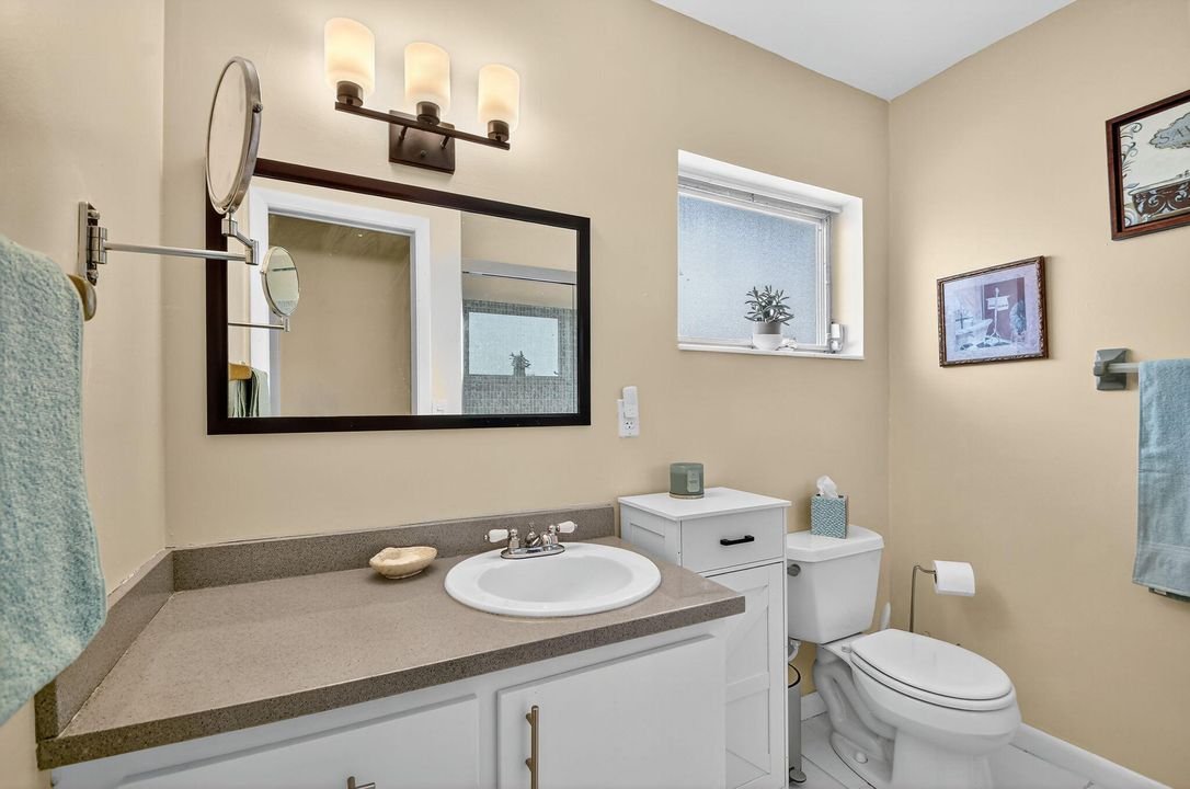 合同活跃: $1,400 (1 贝兹, 1 浴室, 612 平方英尺)