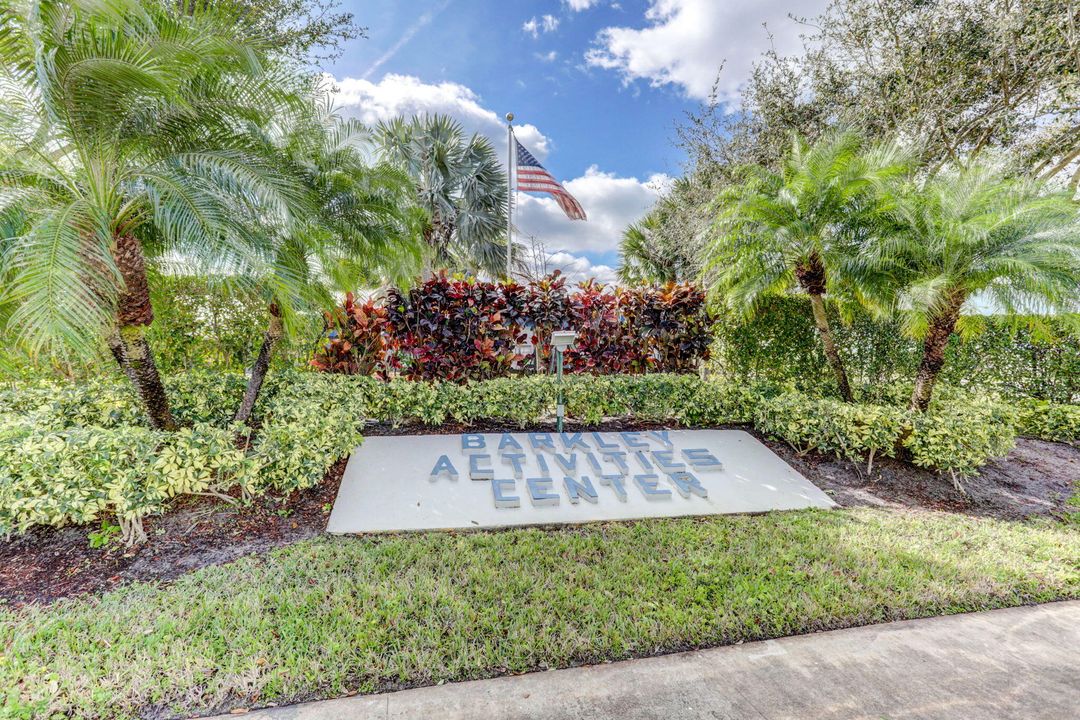 合同活跃: $1,400 (1 贝兹, 1 浴室, 612 平方英尺)