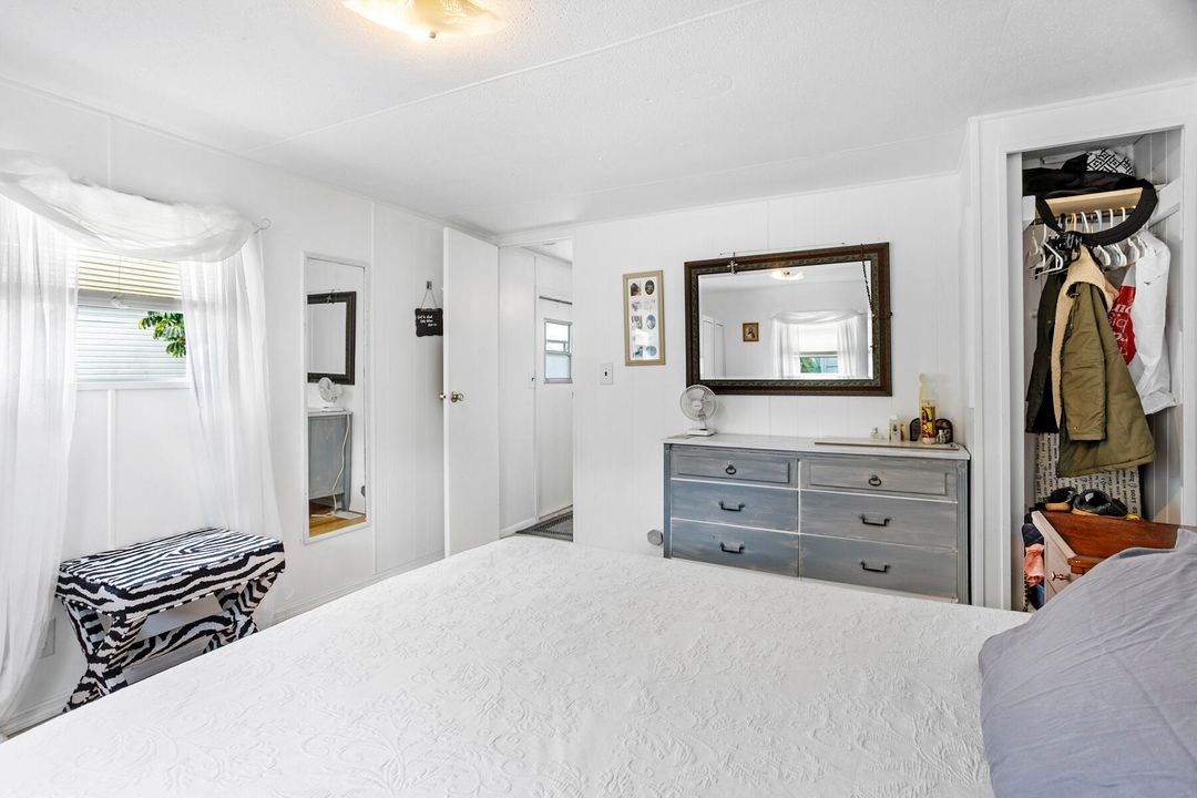 For Sale: $124,000 (3 beds, 1 baths, 972 Square Feet)