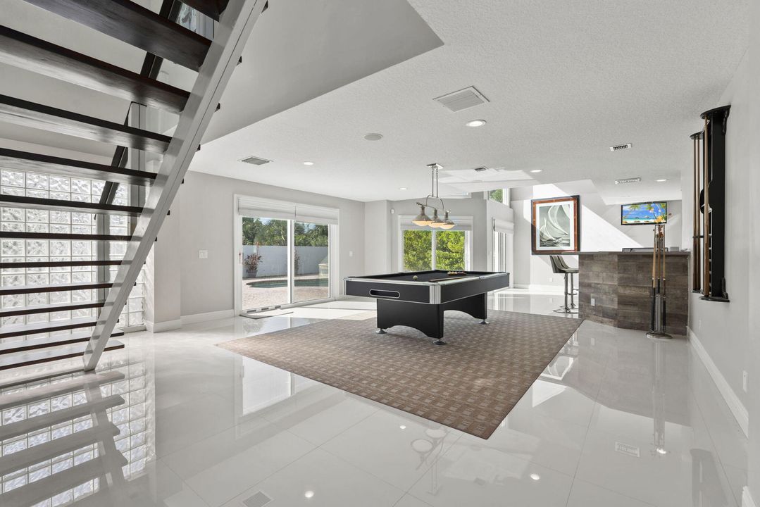 For Sale: $2,175,888 (5 beds, 5 baths, 5028 Square Feet)