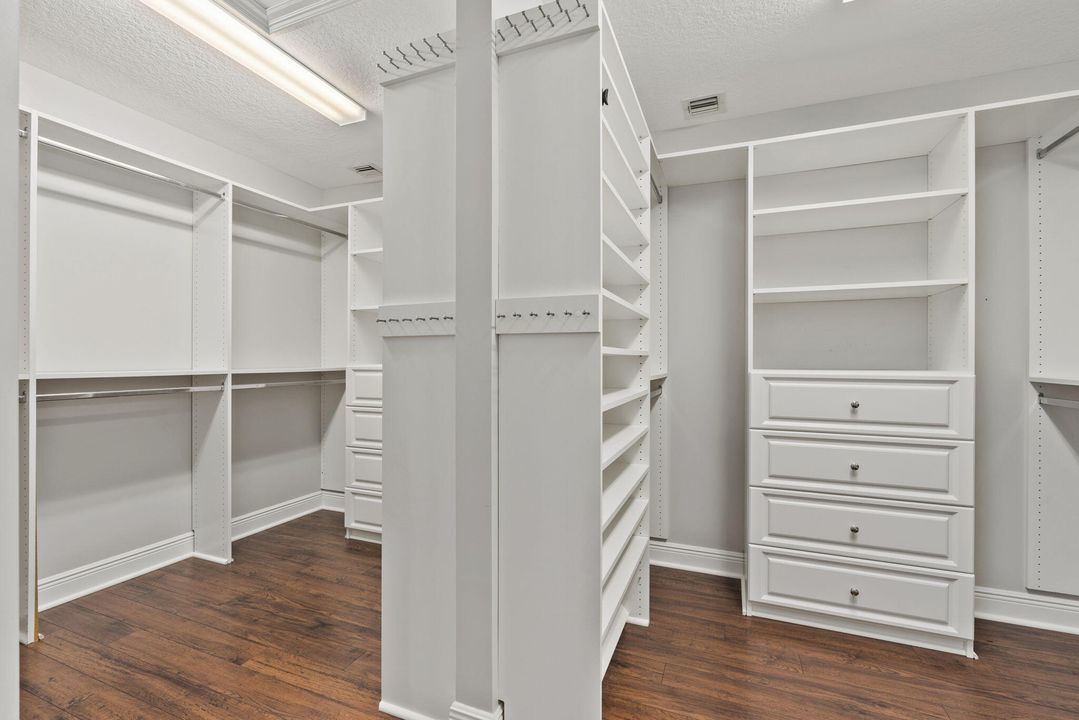 For Sale: $2,175,888 (5 beds, 5 baths, 5028 Square Feet)