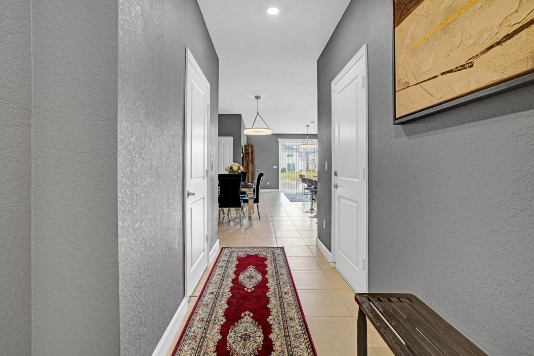 На продажу: $374,900 (3 спален, 2 ванн, 1632 Квадратных фут)