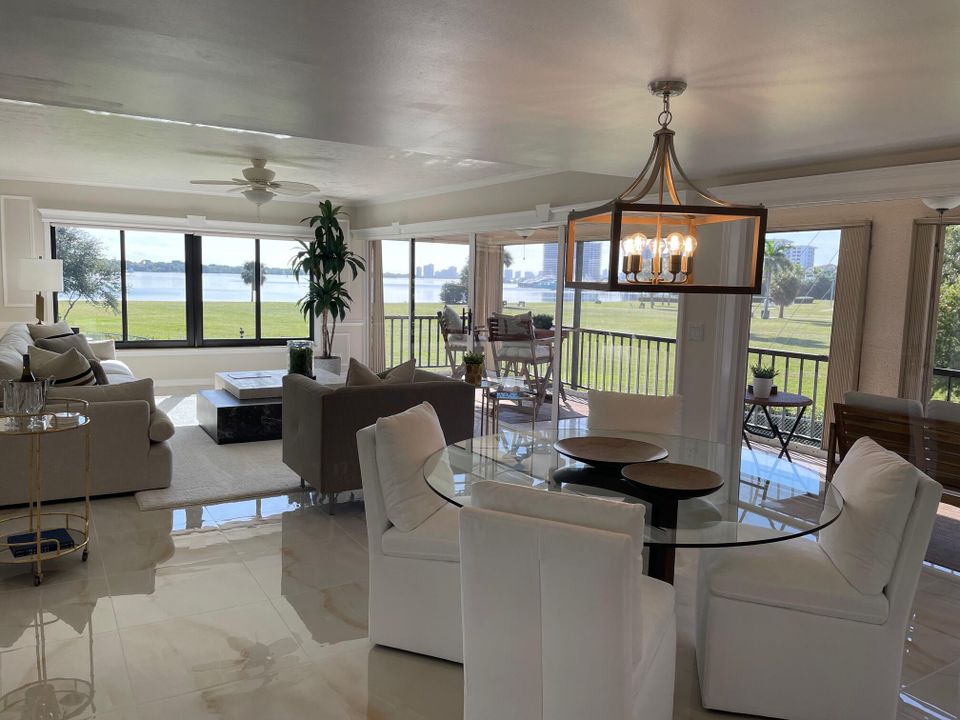 Active With Contract: $785,000 (3 beds, 3 baths, 1895 Square Feet)