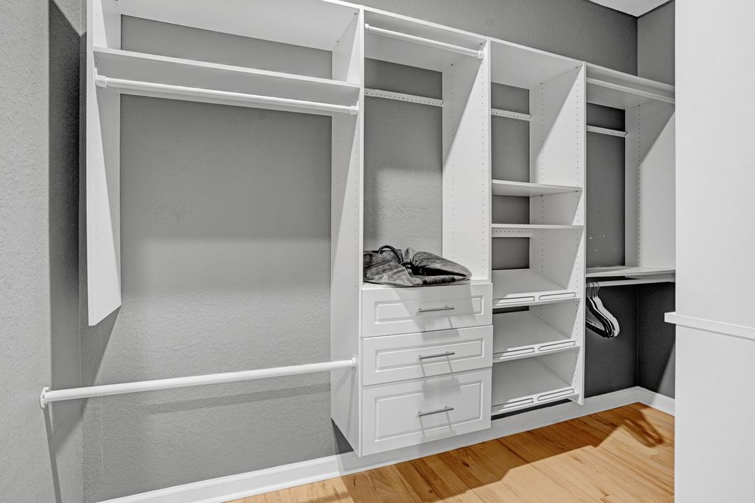 На продажу: $374,900 (3 спален, 2 ванн, 1632 Квадратных фут)