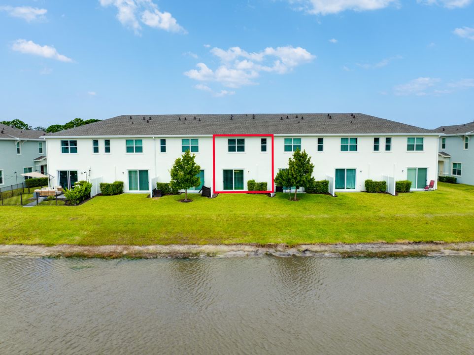 На продажу: $374,900 (3 спален, 2 ванн, 1632 Квадратных фут)