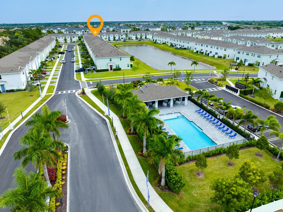 На продажу: $374,900 (3 спален, 2 ванн, 1632 Квадратных фут)