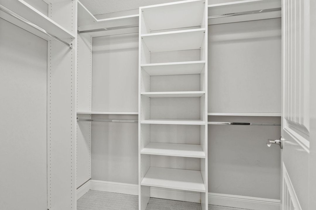 For Sale: $2,175,888 (5 beds, 5 baths, 5028 Square Feet)