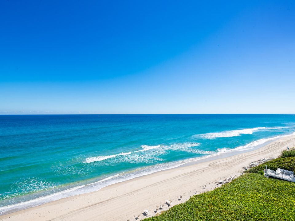 For Sale: $1,499,000 (2 beds, 2 baths, 2015 Square Feet)