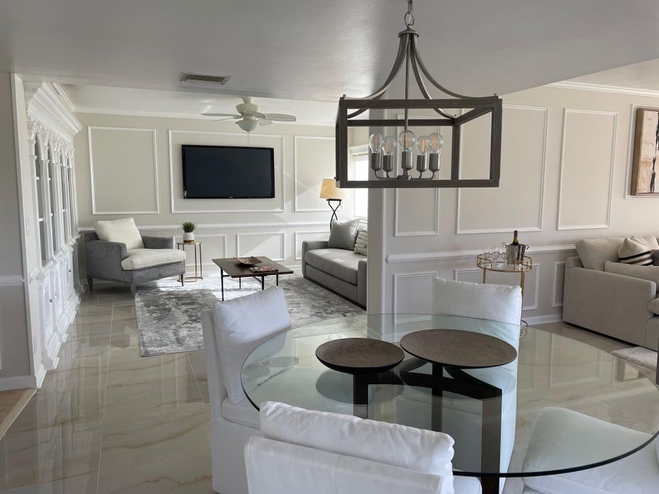 Active With Contract: $785,000 (3 beds, 3 baths, 1895 Square Feet)