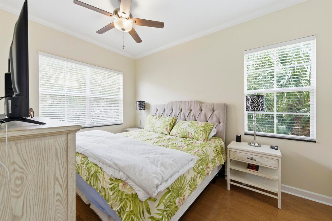 Activo con contrato: $625,000 (3 camas, 3 baños, 2383 Pies cuadrados)