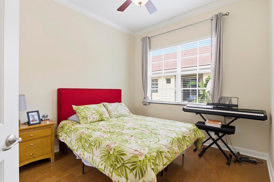 Activo con contrato: $625,000 (3 camas, 3 baños, 2383 Pies cuadrados)