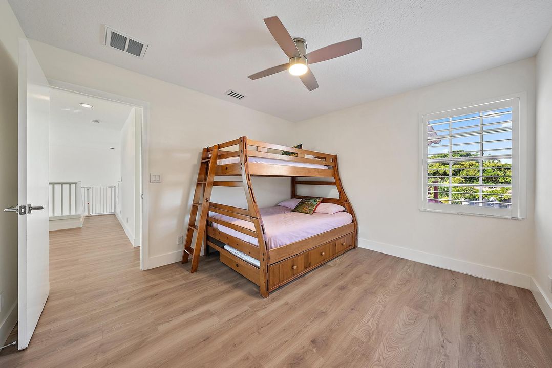 For Rent: $13,500 (4 beds, 3 baths, 2535 Square Feet)