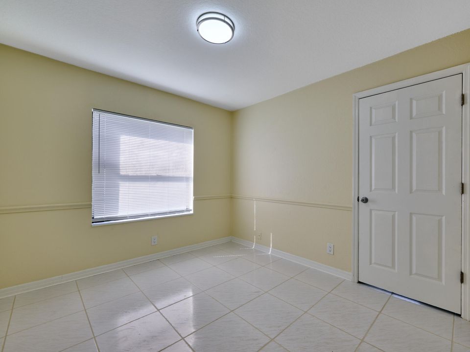 For Sale: $485,000 (3 beds, 2 baths, 1418 Square Feet)