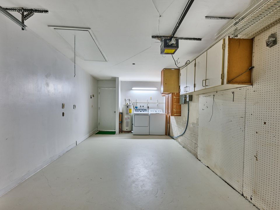 For Sale: $485,000 (3 beds, 2 baths, 1418 Square Feet)