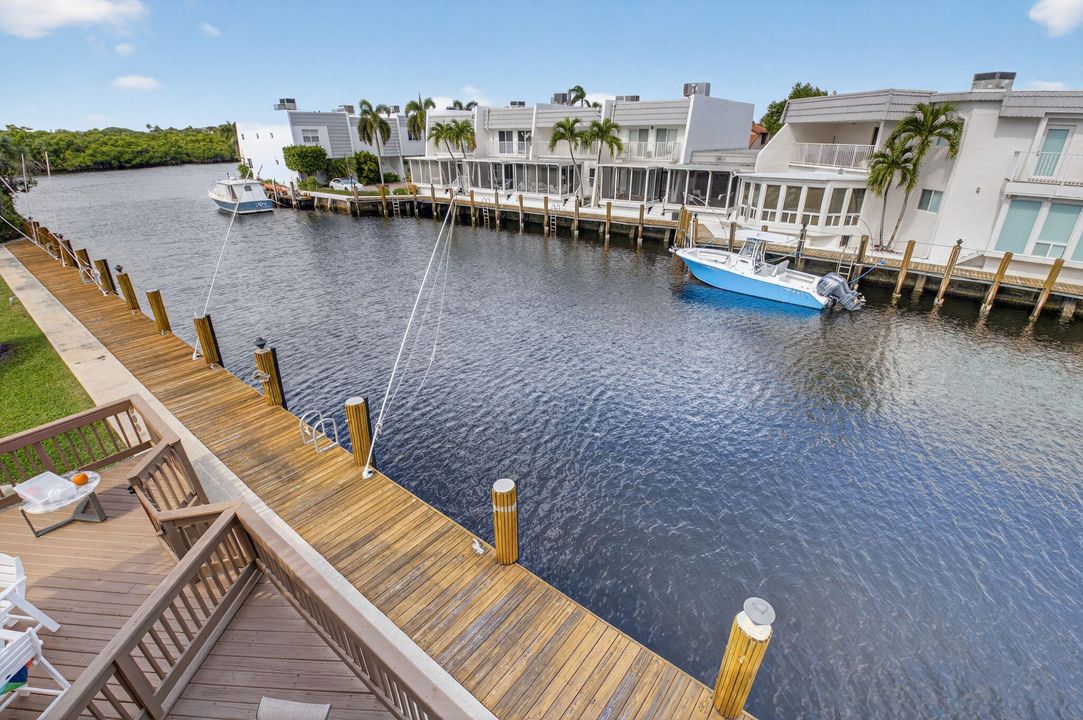 待售: $1,699,999 (3 贝兹, 2 浴室, 2149 平方英尺)