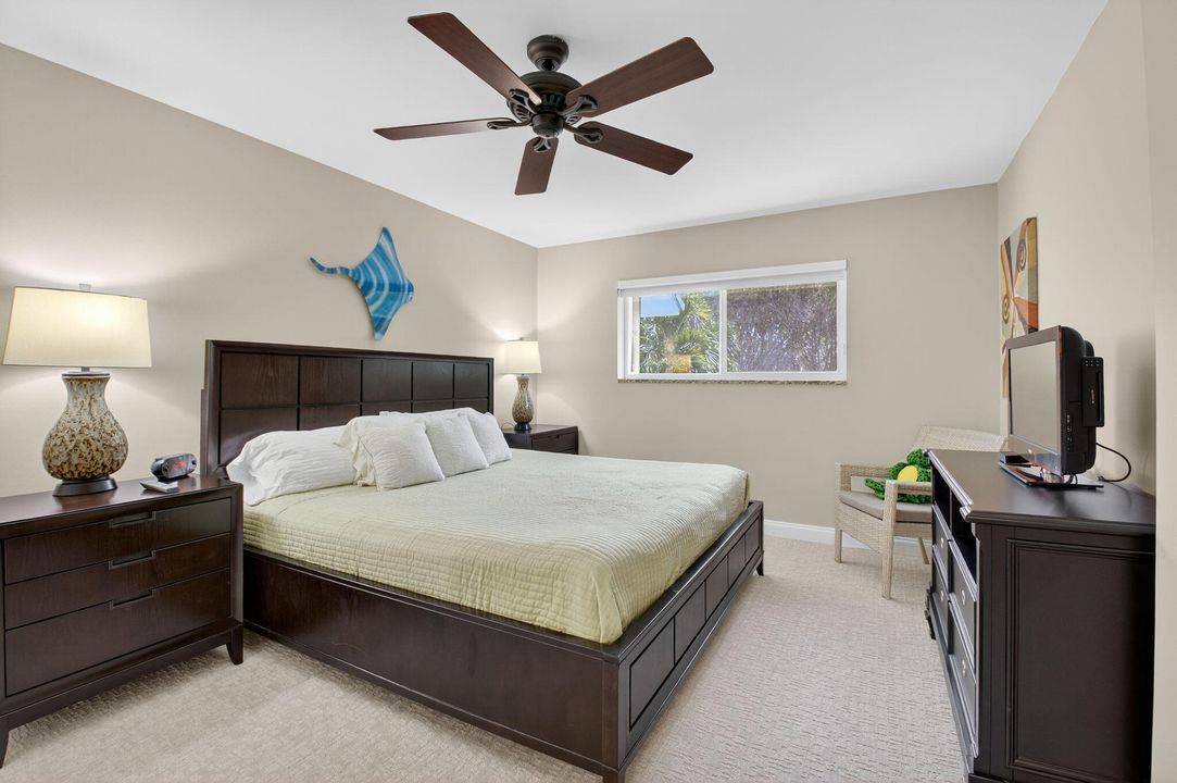 待售: $1,699,999 (3 贝兹, 2 浴室, 2149 平方英尺)